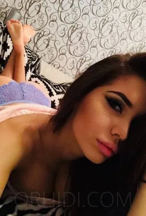 Paulette escort Essen