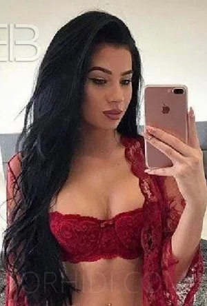 Milana Istanbul escort Essen