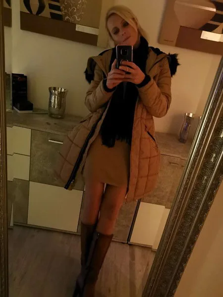 Squrtng Queen Tatjana escort Essen