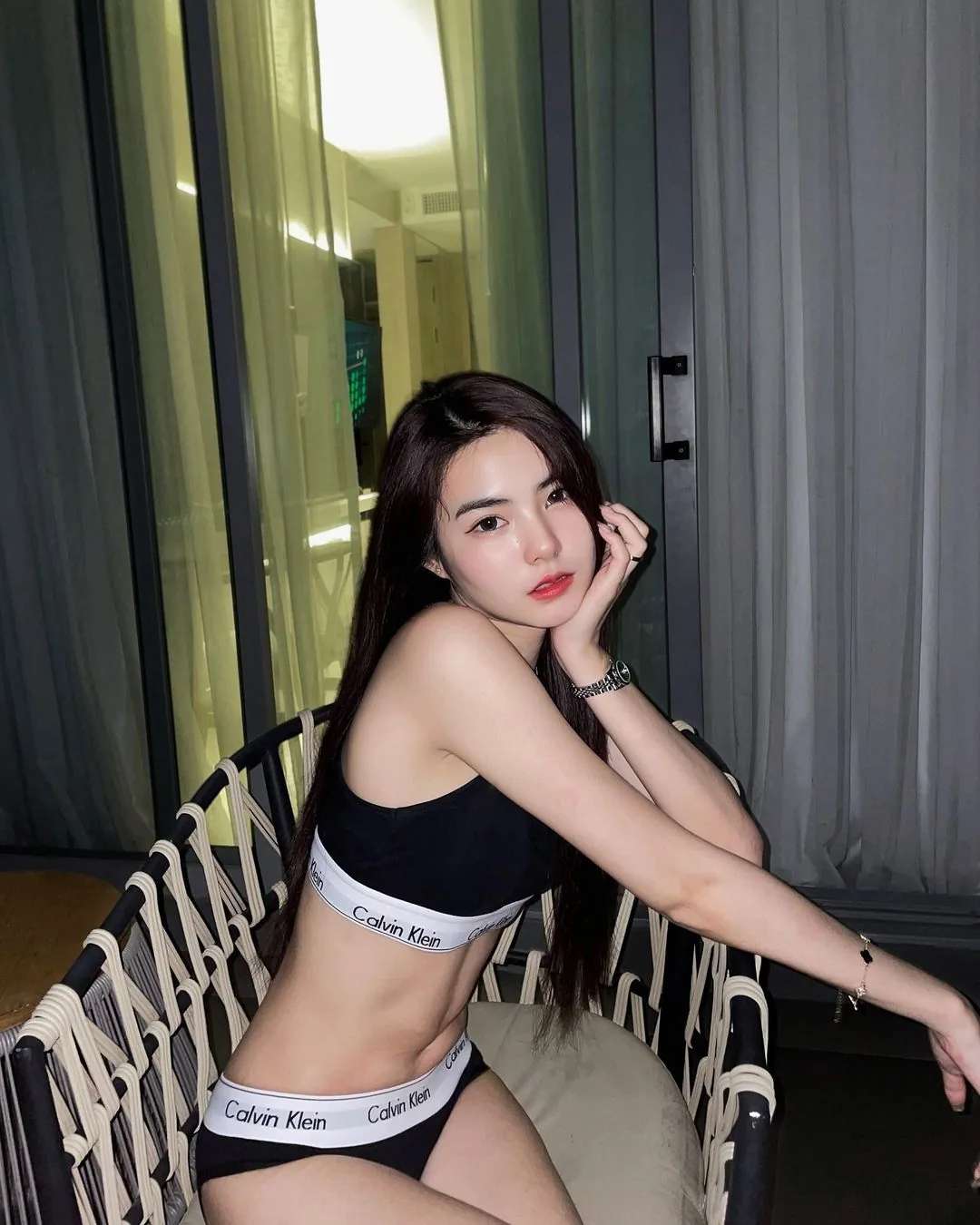 UmiCharm escort Essen